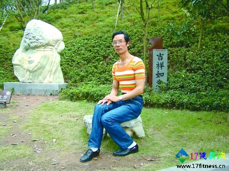 胸肌哥骆涛网上爆红