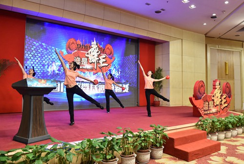 ˭������