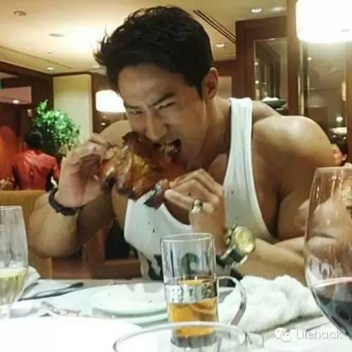 ������ǿ׳������ģ������������ѹŷ���ˣ�