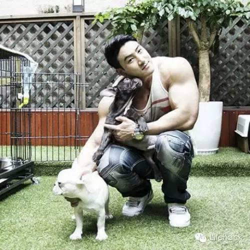 ������ǿ׳������ģ������������ѹŷ���ˣ�