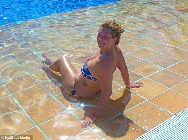 Ӣ�����轡����˦152�� �����Ը�Ů��